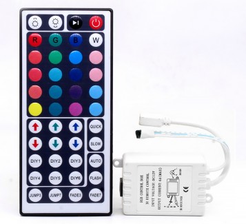 Фото1 LT-CTR22 - RGB Контроллер, 12А + ИК пульт 44 кнопки